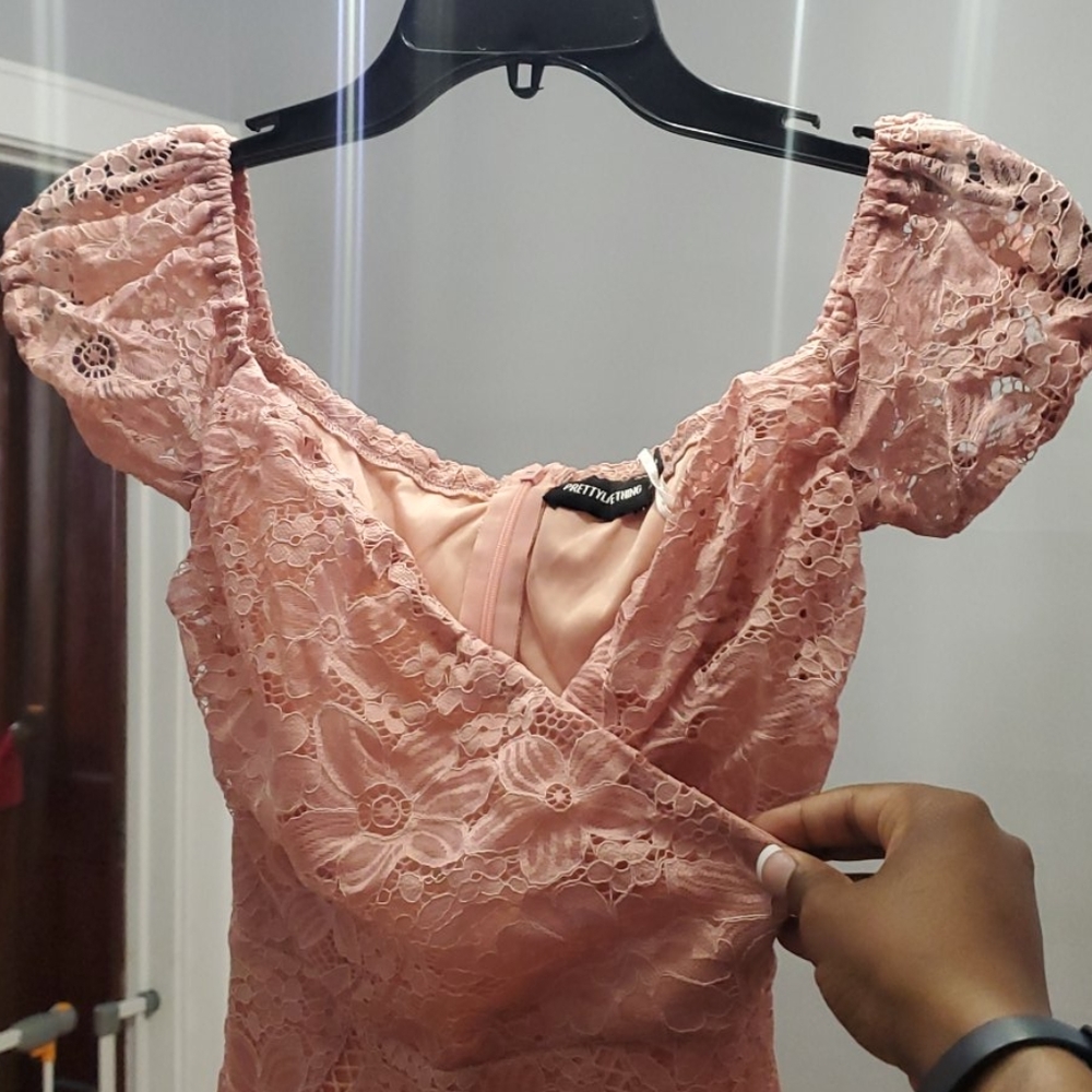 Dress - Picture 3 of 4
